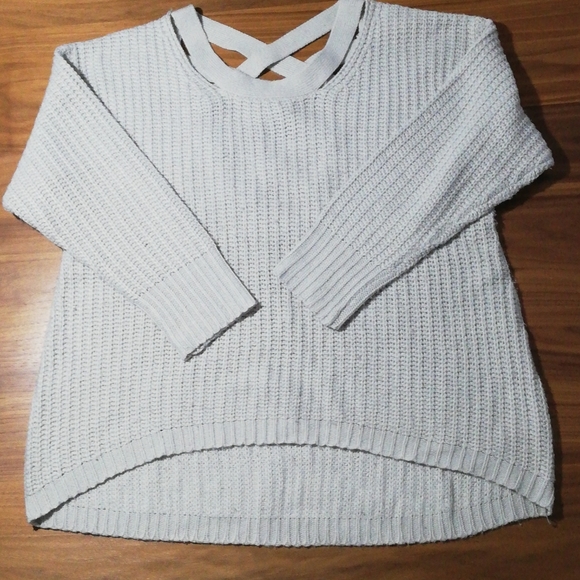 2/25 Open back sweater - Picture 1 of 4